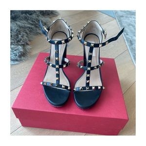 Valentino Rockstud City Black Strap Sandals